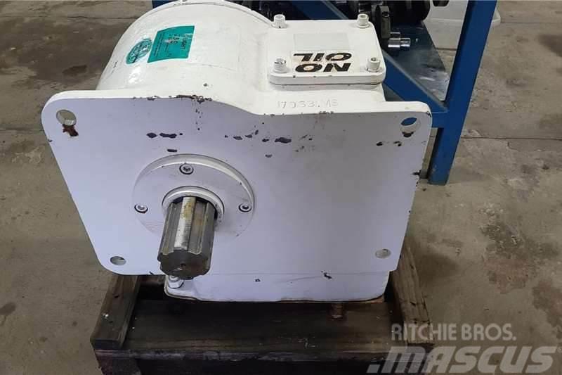  Other Conveyor Gearbox Drive Worm drive gearbox Ostali kamioni