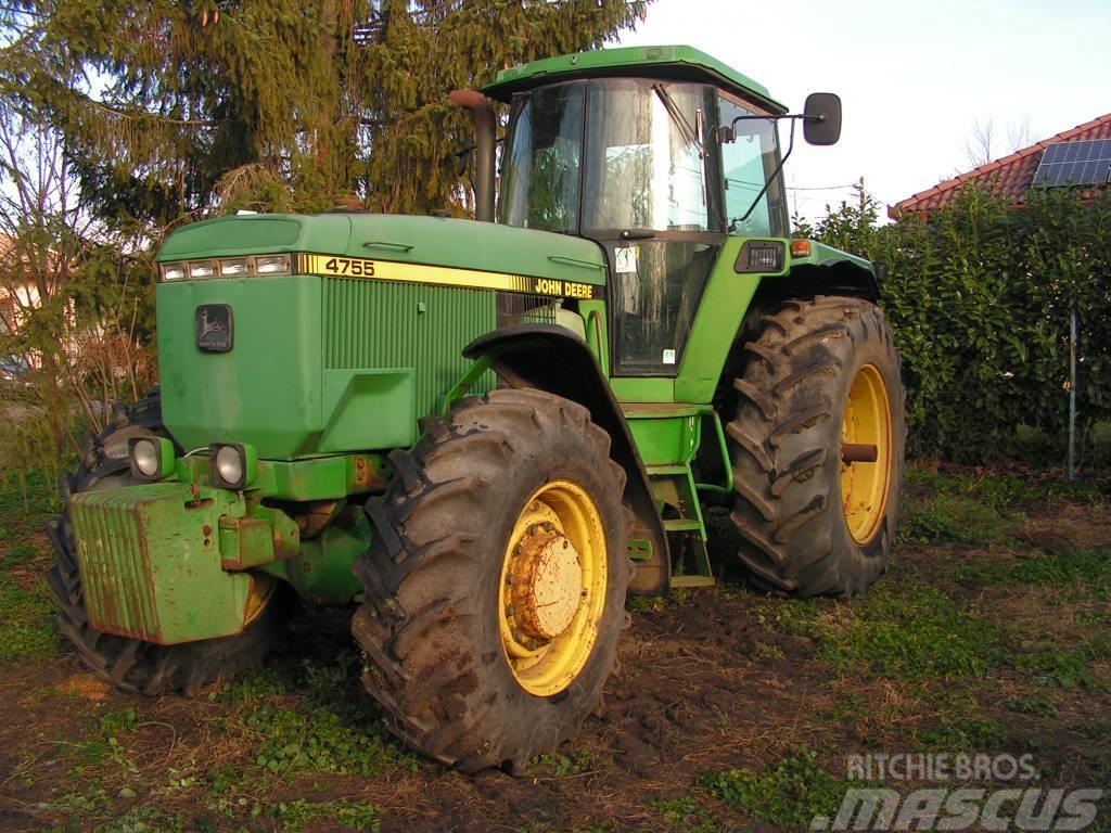 John Deere 4755 Traktori