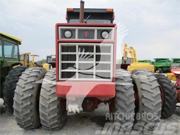 International 4386 Tractors