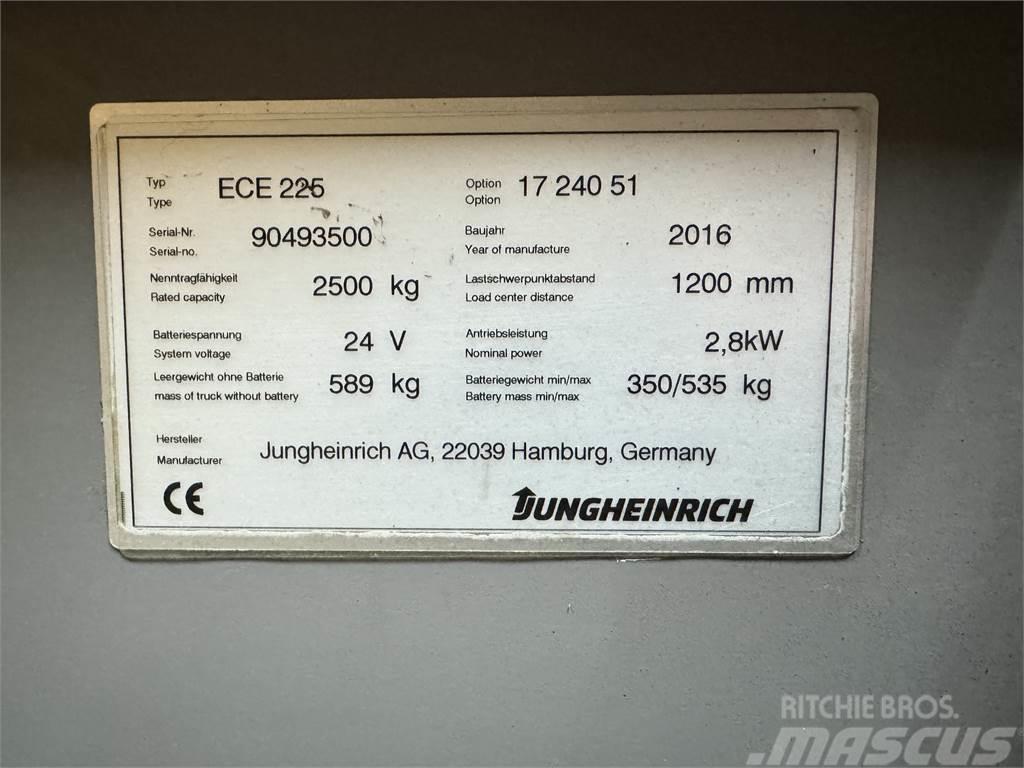 Jungheinrich ECE 225 - TRAGLAST 2.500KG - Bj. 2016 Mini bageri < 7t