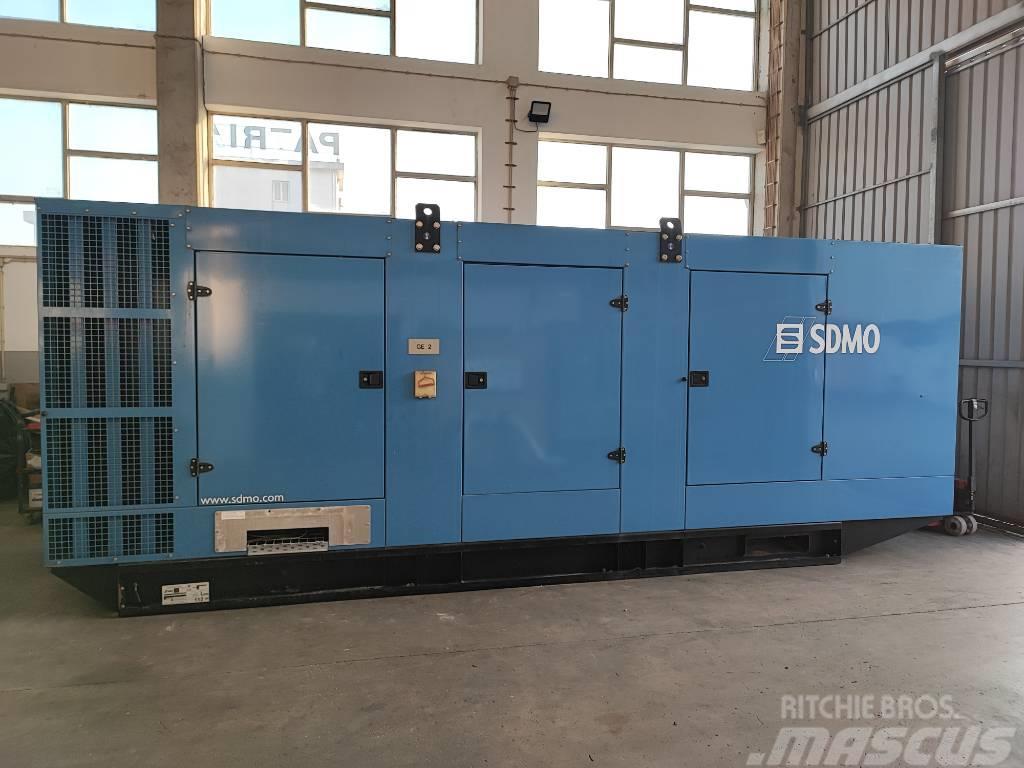 Sdmo X1100C MTU 1100 kVA Dizel generatori