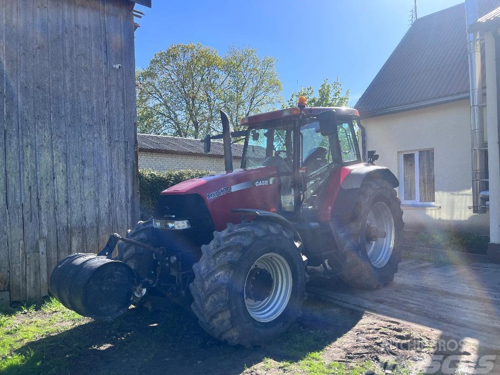 CASE MXM175 Traktori