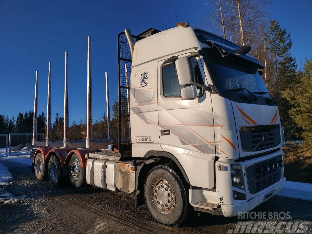 Volvo FH750 puuvarustus, napaperät,trippeli Kamioni za drva Šticari