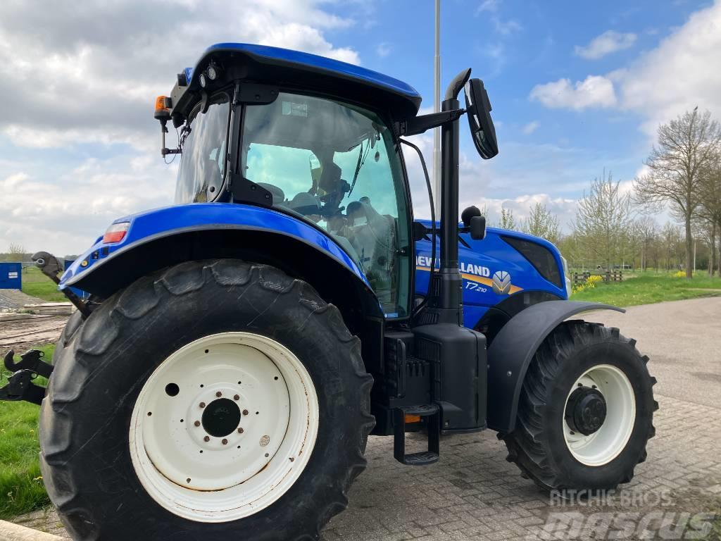 New Holland T 7.210 PC Traktori
