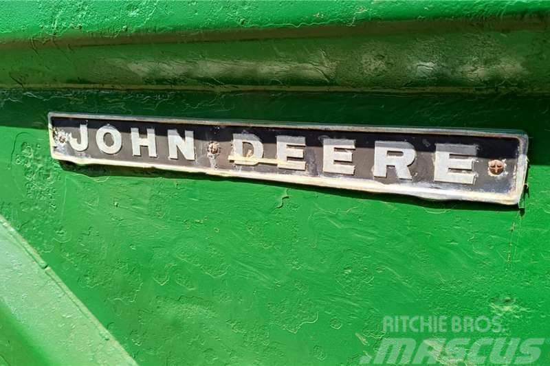 John Deere Damskrop Scraper Ostali kamioni