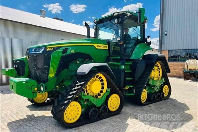 John Deere 8RX 370 Traktori