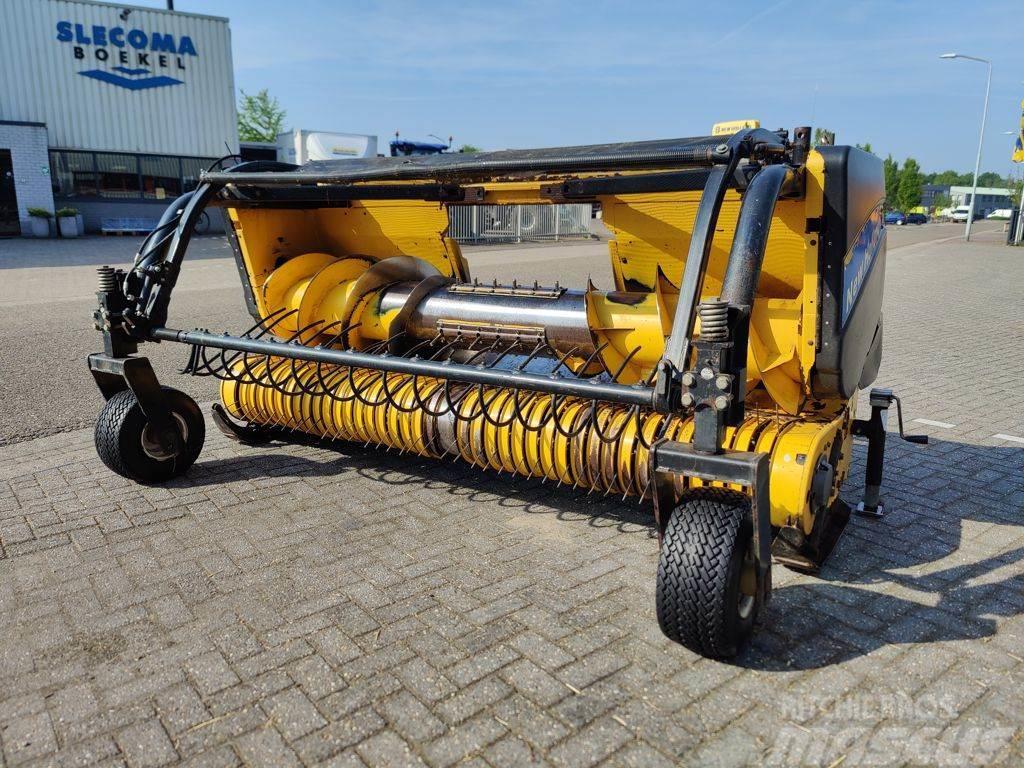 New Holland 273 Gras Pick Up Self-propelled foragers