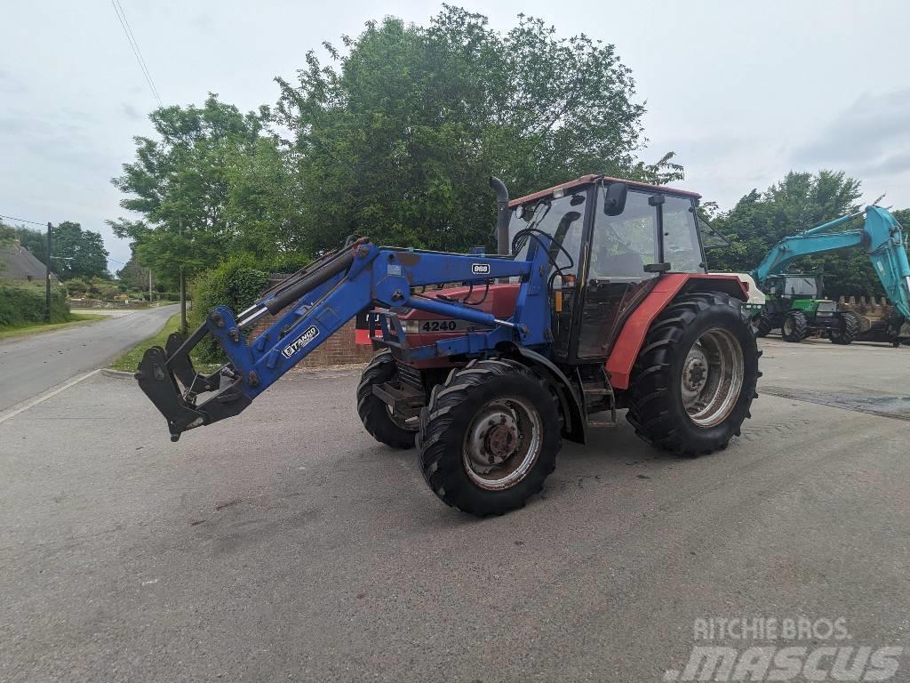 CASE 4240 Traktori