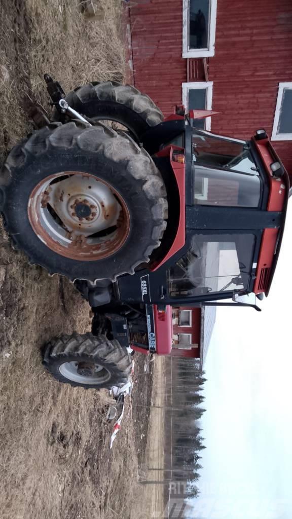 Case IH 685 XL Traktori