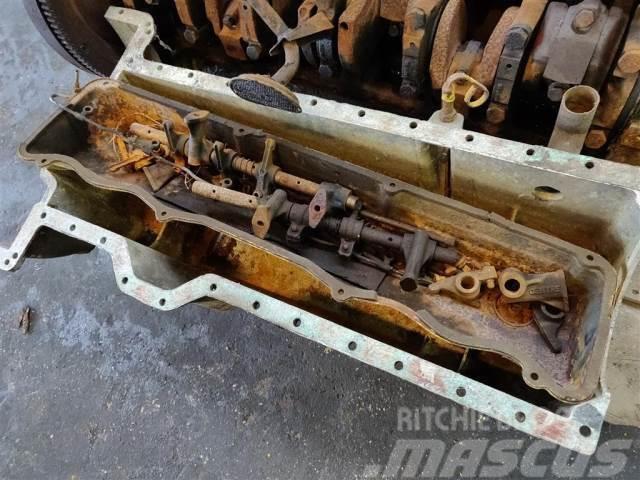 Ford 2715E Defekt for parts Engines