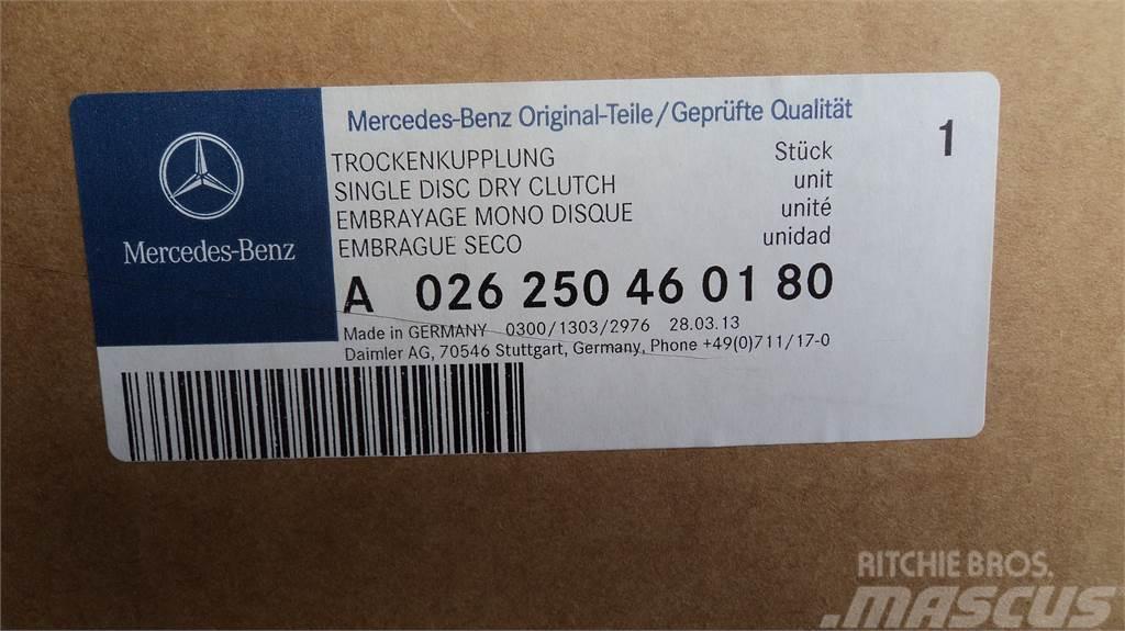Mercedes-Benz EMBREAGEM MB A0242507401080 Ostale kargo komponente