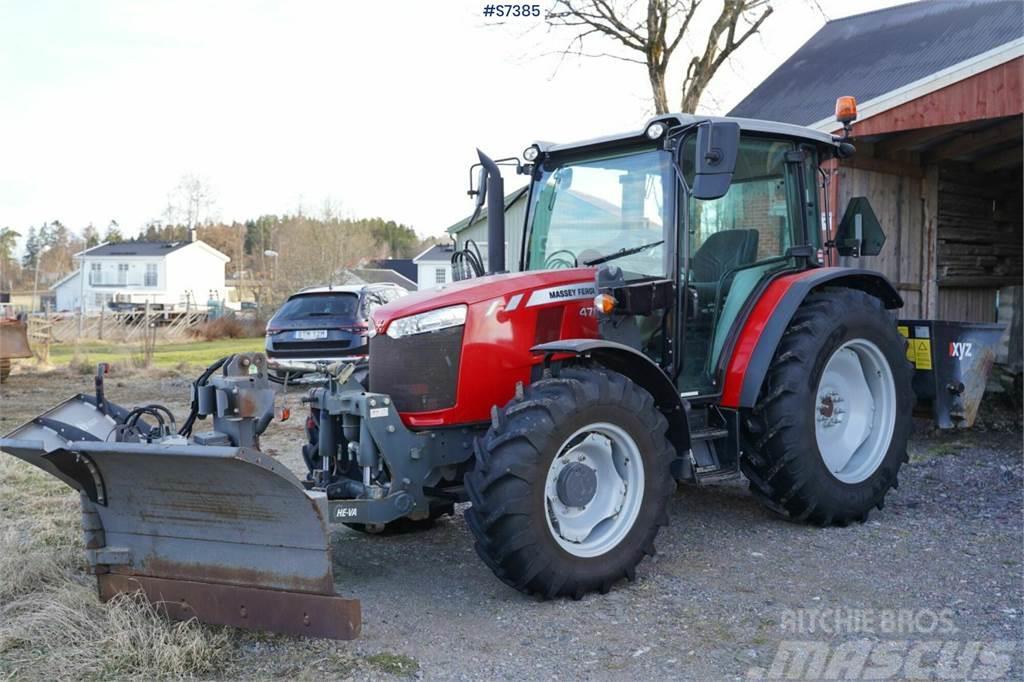 Massey Ferguson MF 4707 with sand spreader and folding plough Traktori