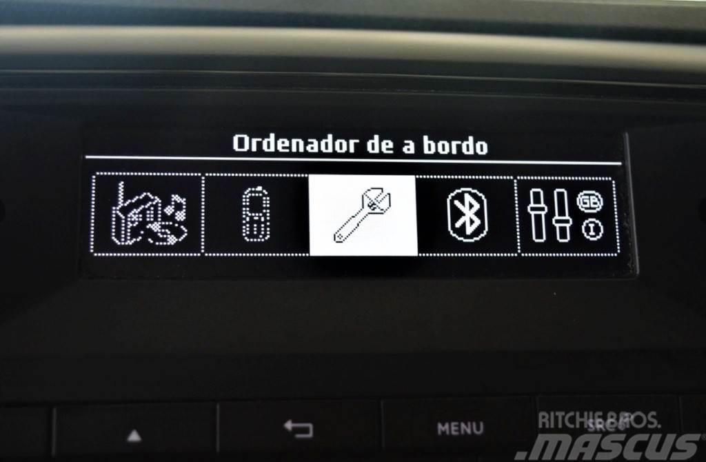 Peugeot Expert DCb. Standard 1.5BlueHDi S&amp;S Eco Pro 12 Dostavna vozila / kombiji