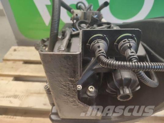 Valtra N 163 (837073770) module AdBlue Kabine i unutrašnjost