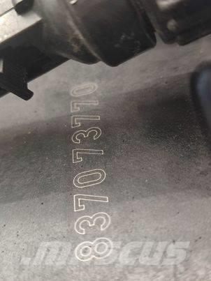 Valtra N 163 (837073770) module AdBlue Kabine i unutrašnjost