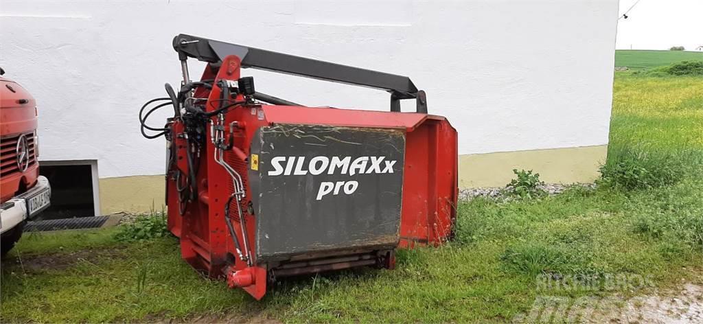  Silomaxx Ostale mašine i oprema za stoku