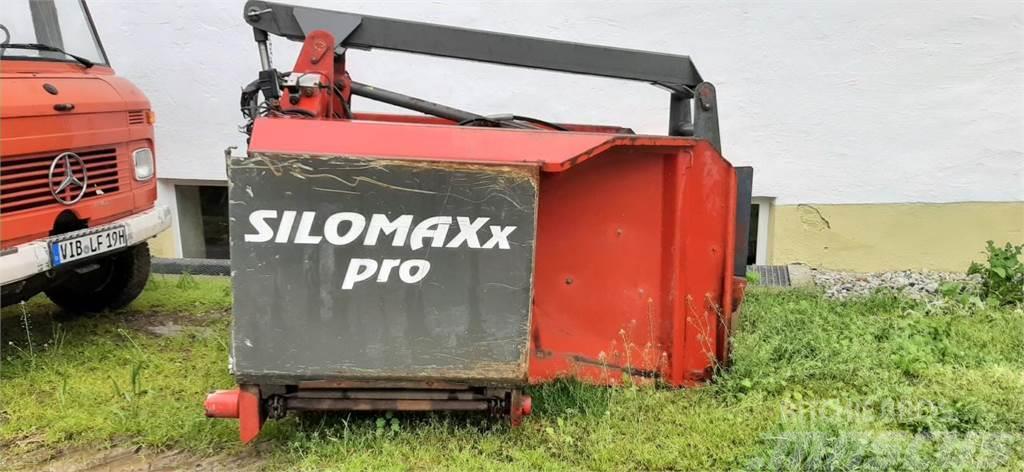 Silomaxx Ostale mašine i oprema za stoku