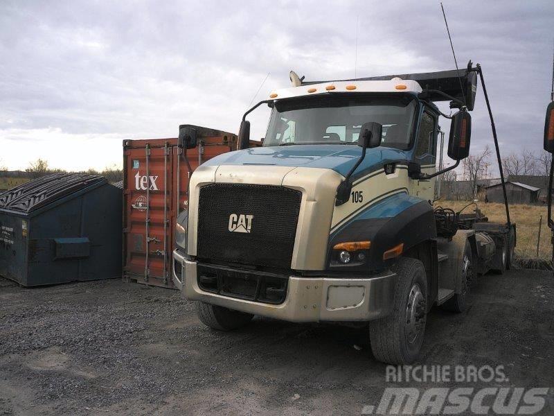 CAT CT 660 Kamioni za podizanje kablova
