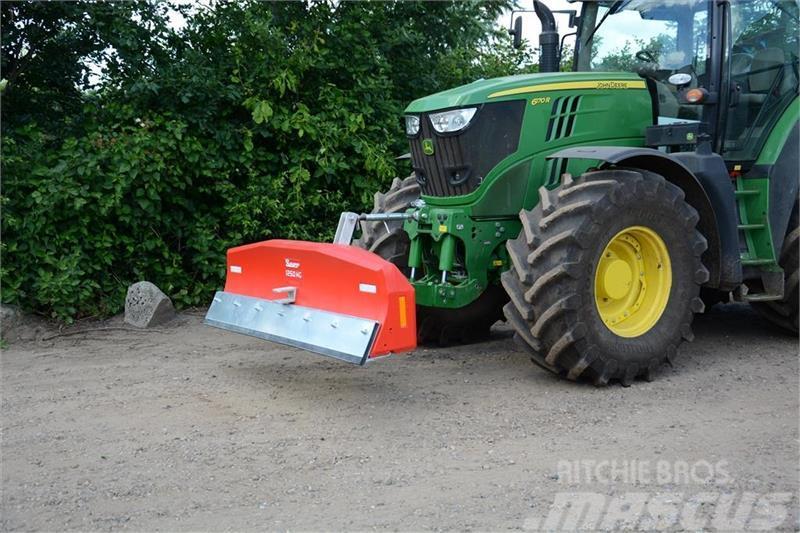  Suer 1250 kg med skrabe funktion GRATIS LEVERING Ostala dodatna oprema za traktore