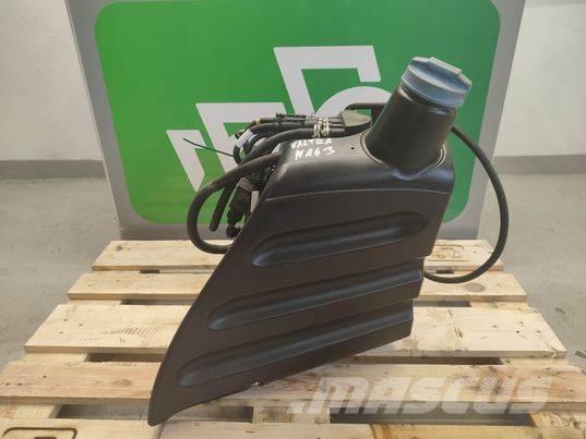 Valtra N 163 (39518500) AdBlue tank Kabine i unutrašnjost