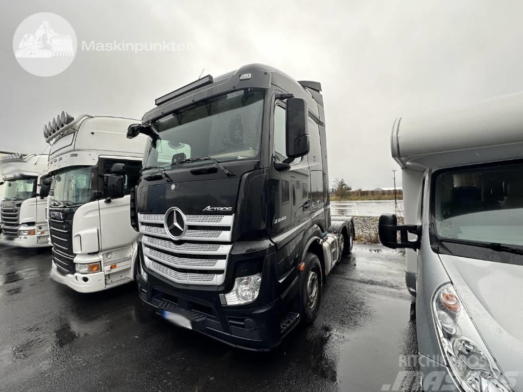 Mercedes-Benz Actros 2542 Pusher Tractor Units