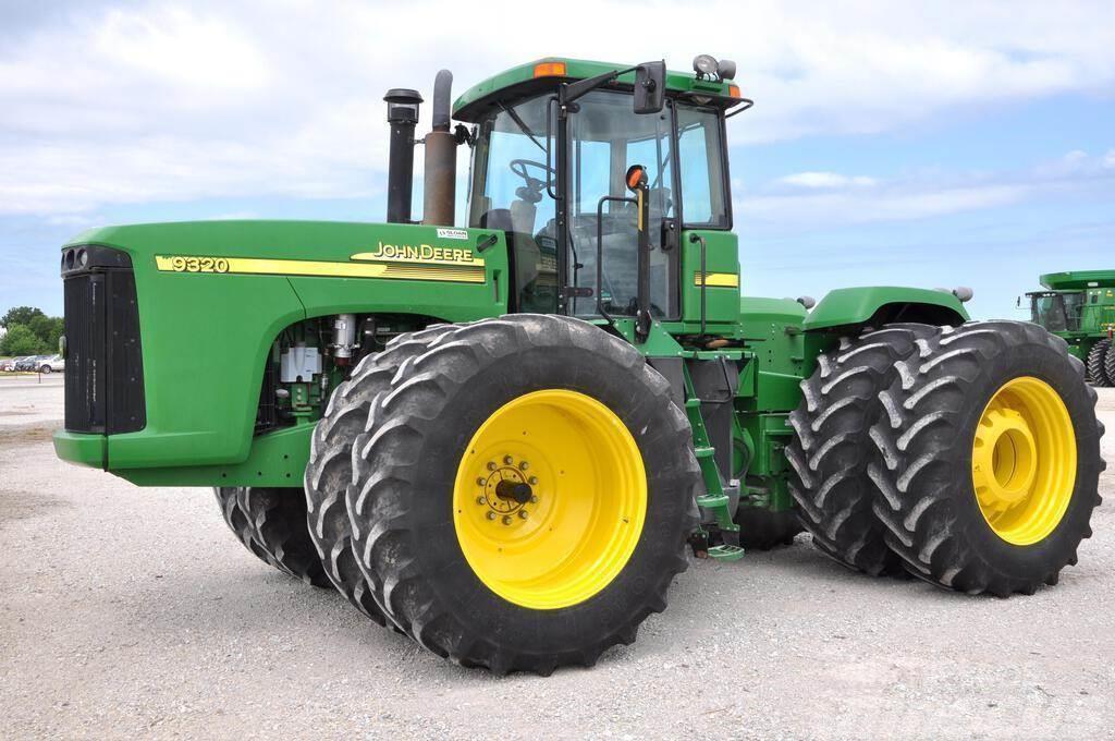 John Deere 9320 Traktori