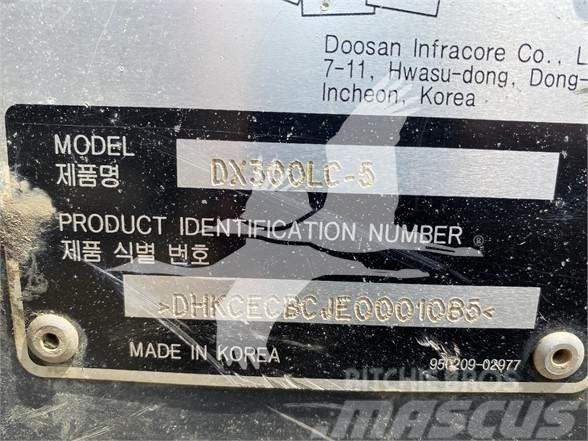 Doosan DX300 LC-5 Bageri guseničari