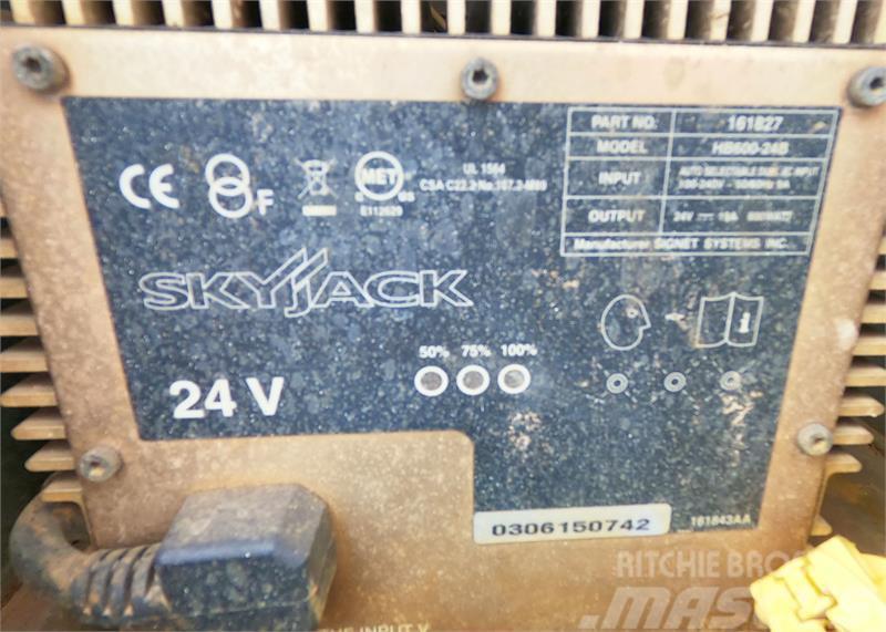 SkyJack SJ3226 Makazaste platforme