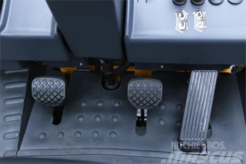  UN-Forklift FL25T-NJX2 Viljuškari - ostalo