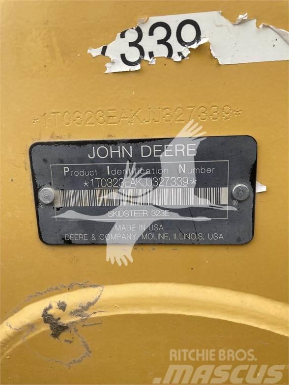 John Deere 323E Skid steer mini utovarivači