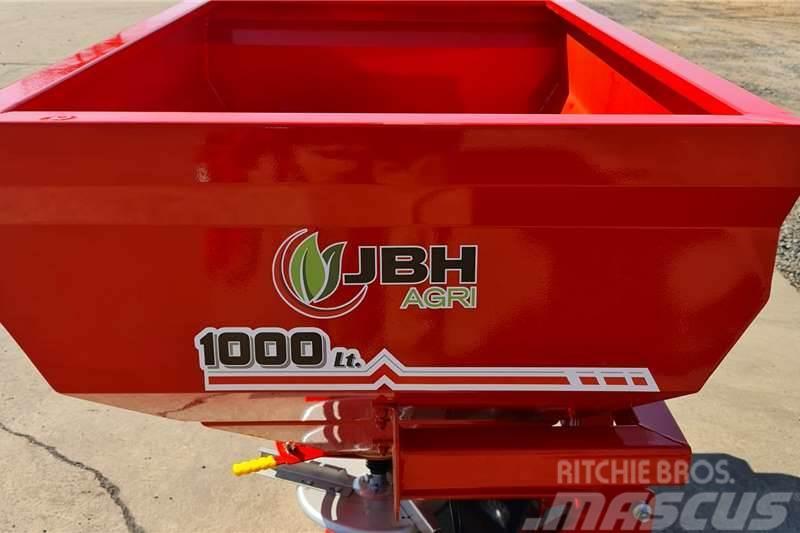  Other New 1000 ltr and 1500 ltr fertilizer spreade Ostali kamioni