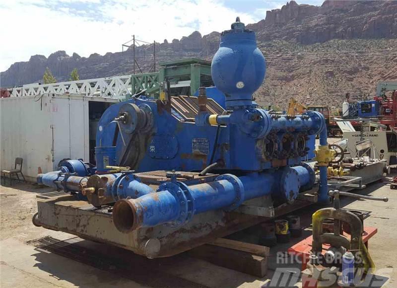  Rongsheng Machinery F-1000 Triplex Mud Pump Pumpe za vodu
