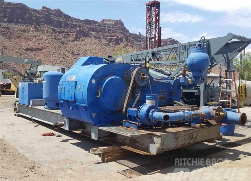  Rongsheng Machinery F-1000 Triplex Mud Pump Pumpe za vodu