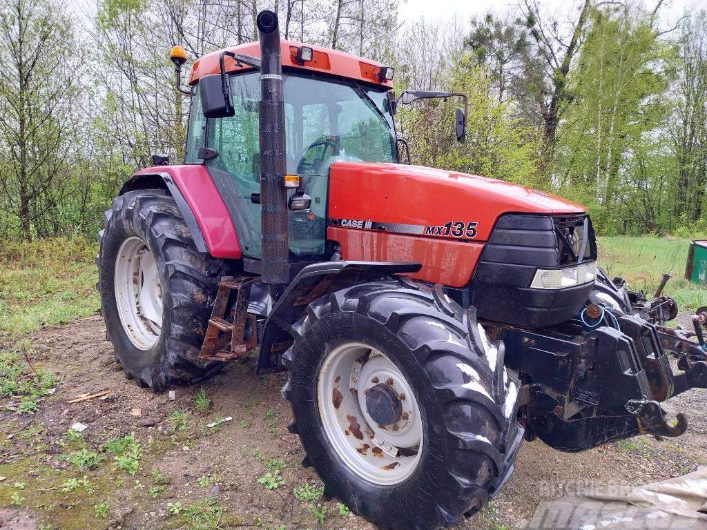 Case IH MX135 Traktori