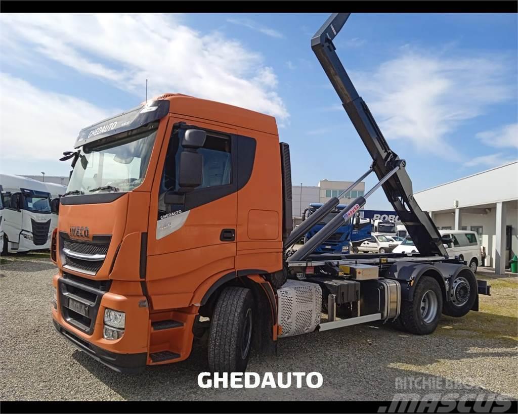 Iveco AS260S48Y/PS Sanduk kamioni
