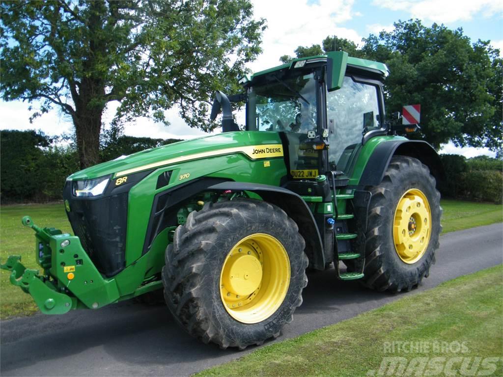 John Deere 8R 370 Traktori