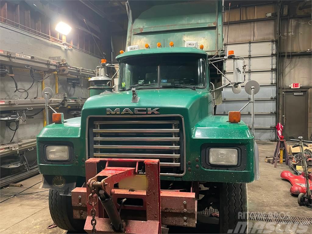 Mack RD688SX Kiperi kamioni