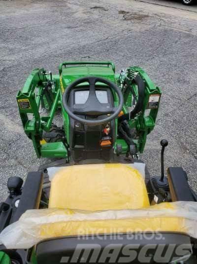 John Deere 1025R TLB Manji traktori