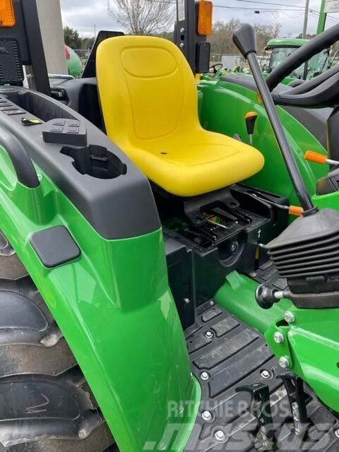 John Deere 4044M Traktori