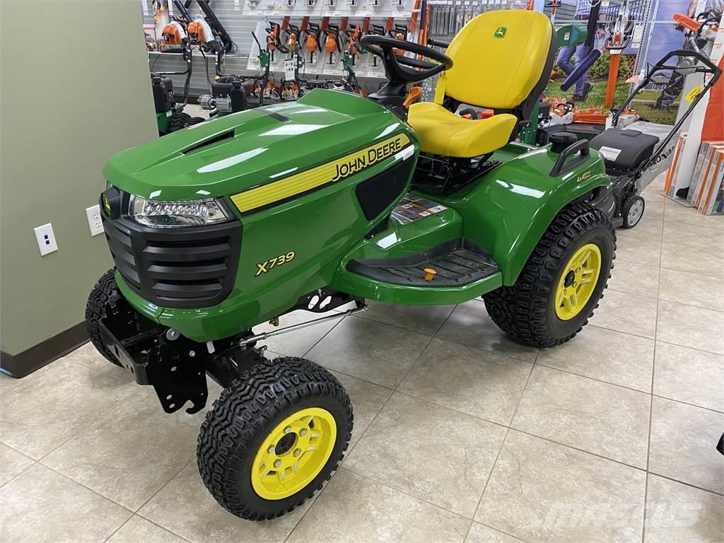 John Deere X739 Manji traktori