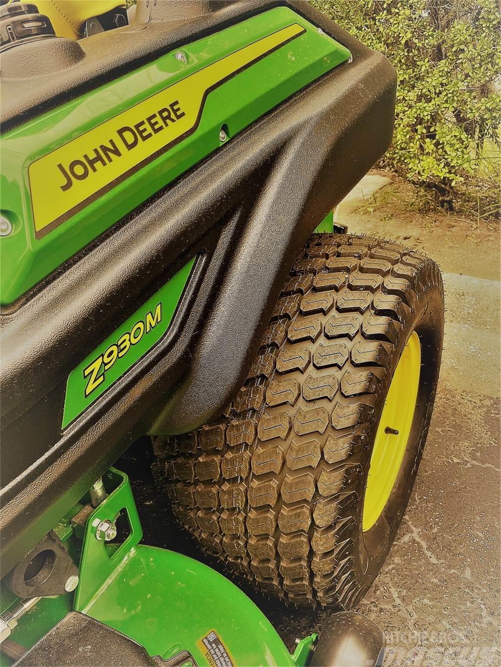John Deere z930 Traktori