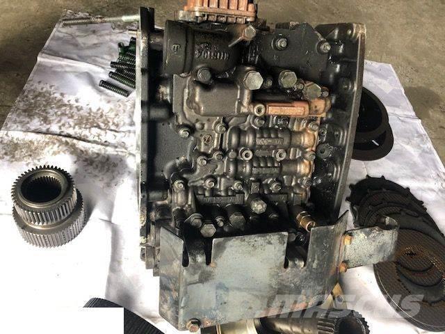 John Deere r134710 - Obudowa Skrzyni Power Quad Ostale poljoprivredne mašine