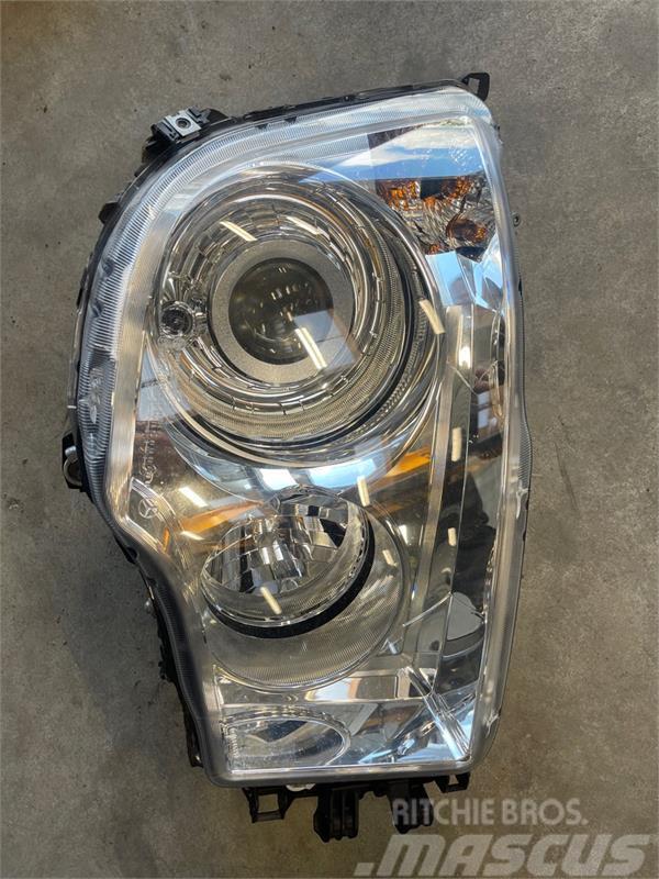Mercedes-Benz MERCEDES XENON LAMP A9618207761 Ostale kargo komponente