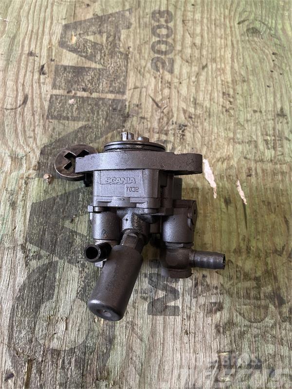 Scania SCANIA FEED PUMP 1532664 Other components