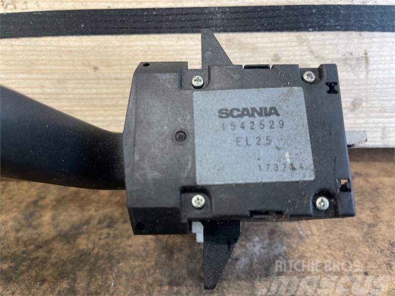 Scania SCANIA WIPER LEVER 1542529 Ostale kargo komponente