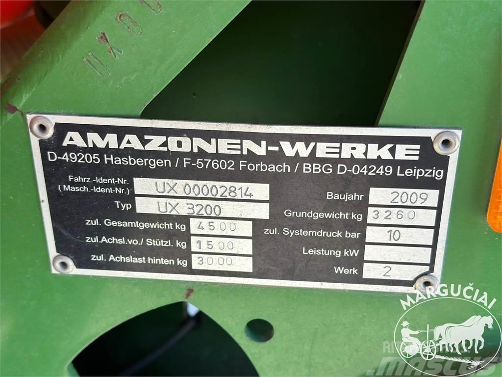 Amazone UX 3200, 3200 ltr., 24 m. Vučene prskalice