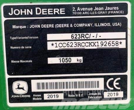 John Deere 6110M Traktori