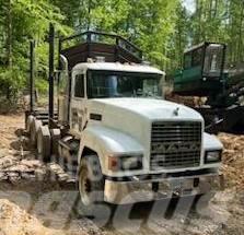 Mack CH613 Kamioni za drva Šticari