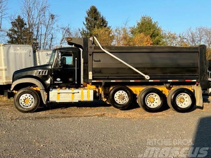 Mack Granite GU713 Kiperi kamioni