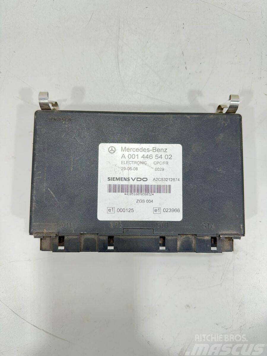 Siemens /Tipo: V90 R.3.44-1 / Unidade de Controlo Motor CP Elektronika